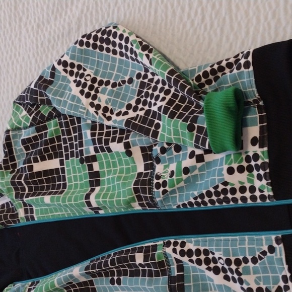 Multiple color Volcom zip up jacket Reverseable M "Grandma Trip Find Sale!" - Picture 3 of 7